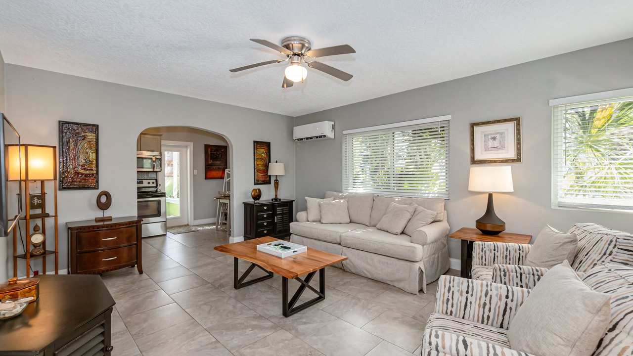 Photo of Livingroom in Melbourne Beach