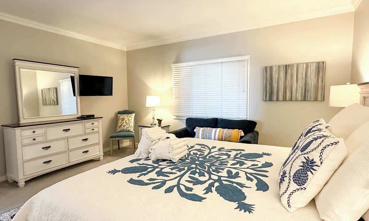 Photo of Bedroom in Beach Lagoon