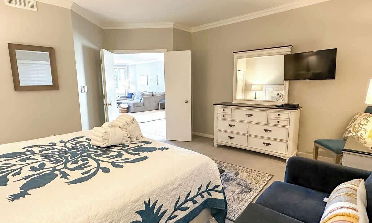 Photo of Bedroom in Beach Lagoon