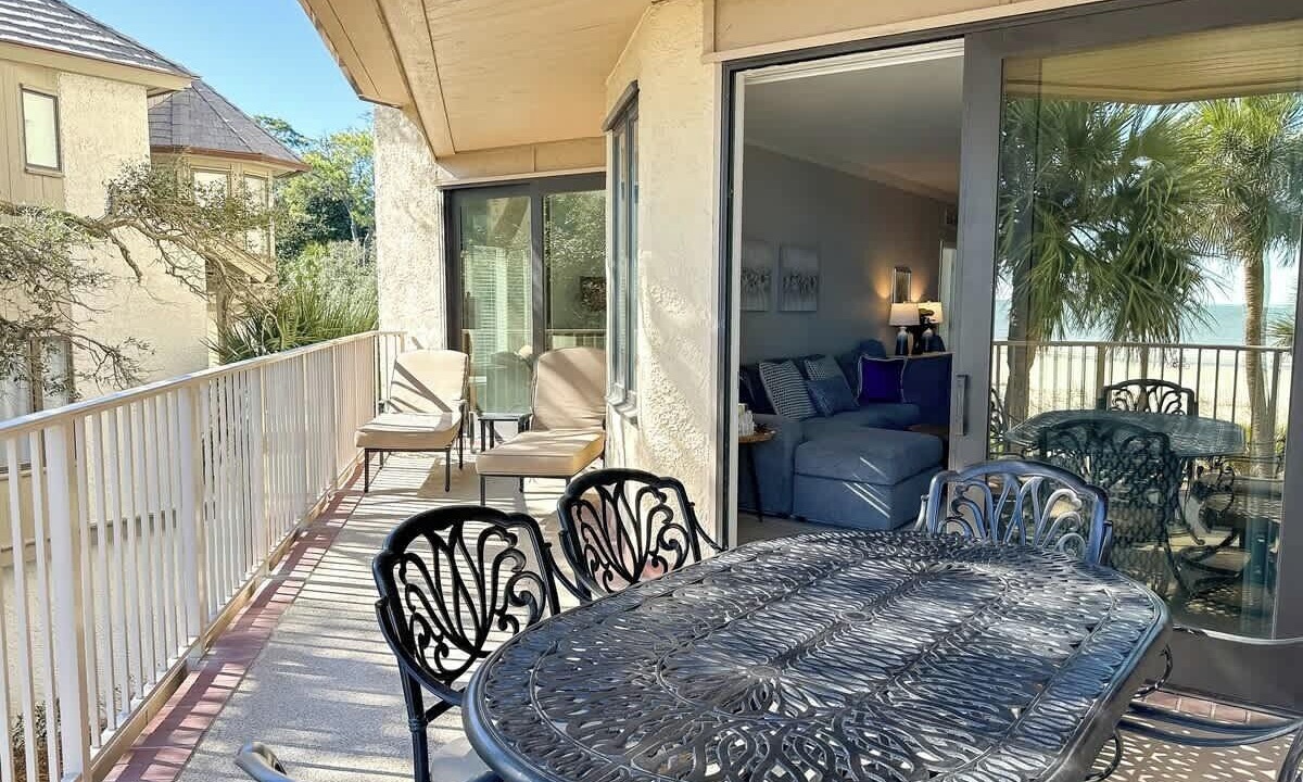 Photo of Patio Balcony in Beach Lagoon
