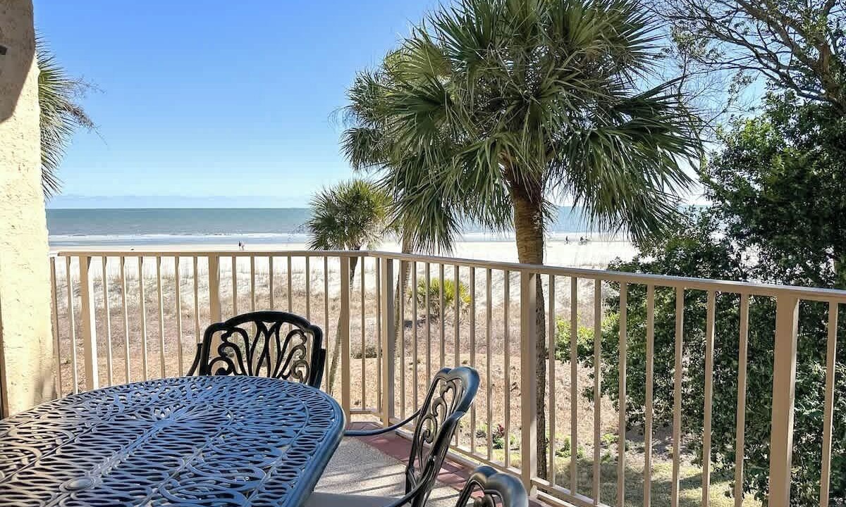 Photo of Patio Balcony in Beach Lagoon
