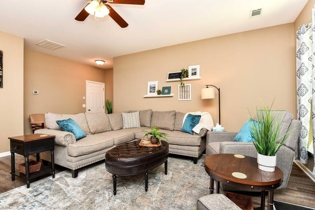 Photo of Livingroom in Greer