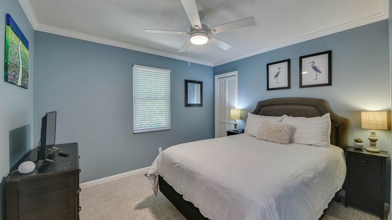Photo of Bedroom in Modoc Shores