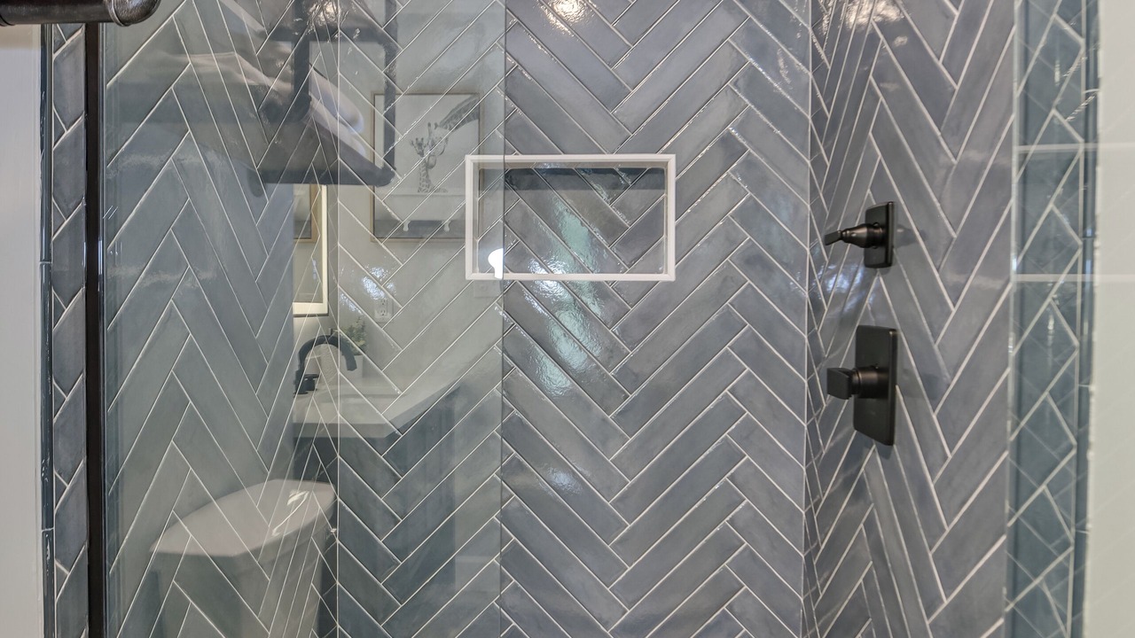 Photo of Bathroom in Modoc Shores