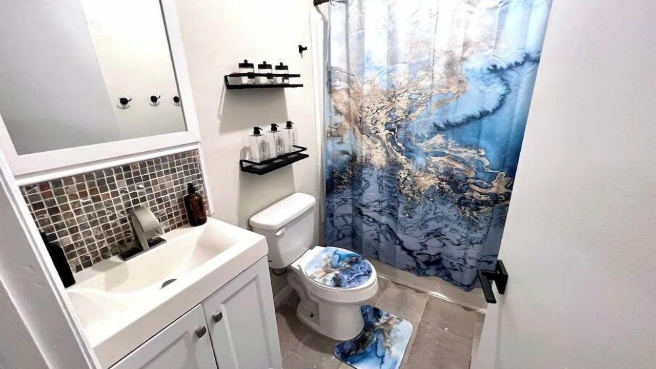 Photo of Bathroom in Eden