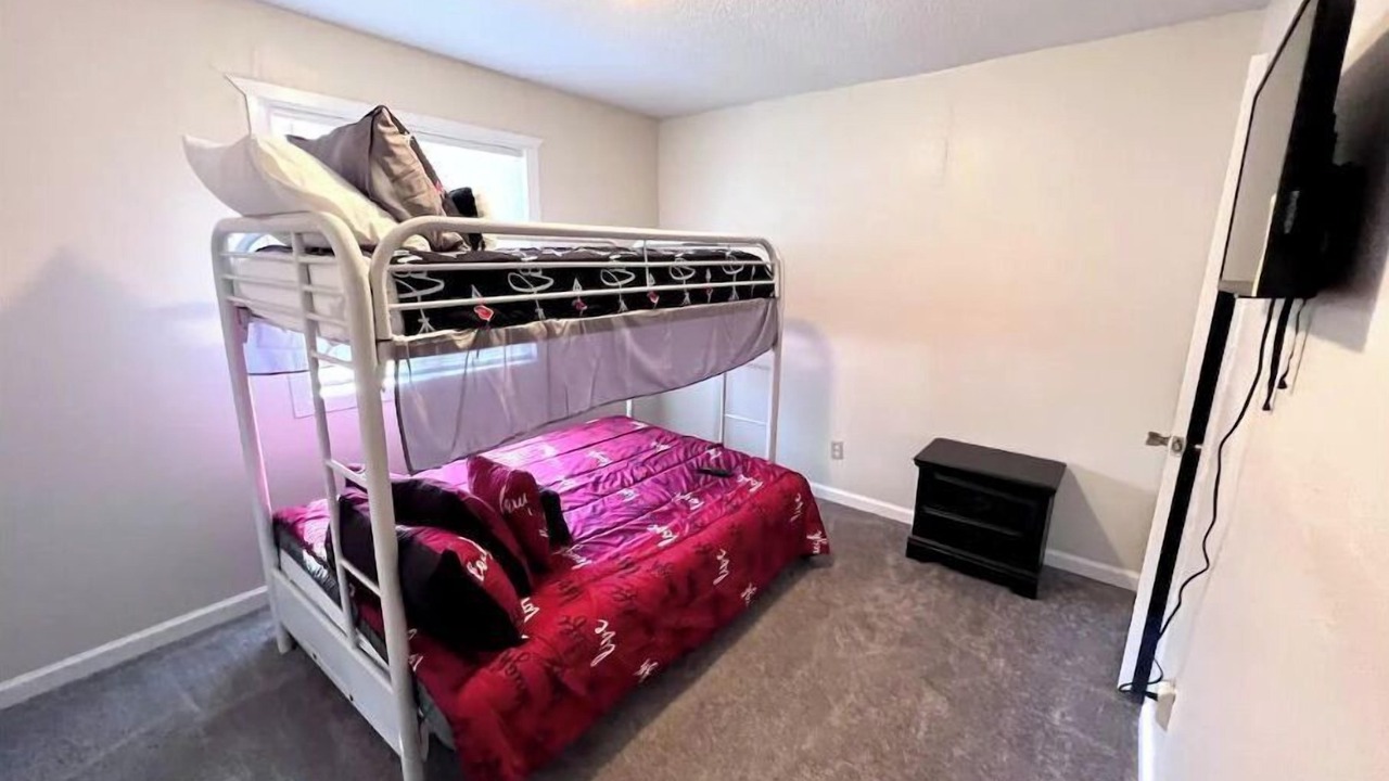 Photo of Bedroom in Eden
