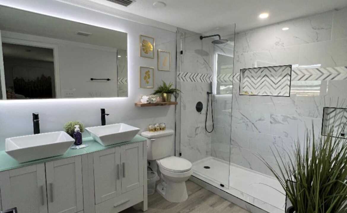 Photo of Bathroom in Riverview