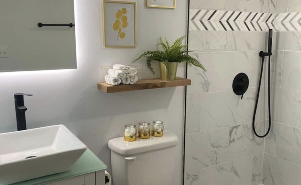 Photo of Bathroom in Riverview