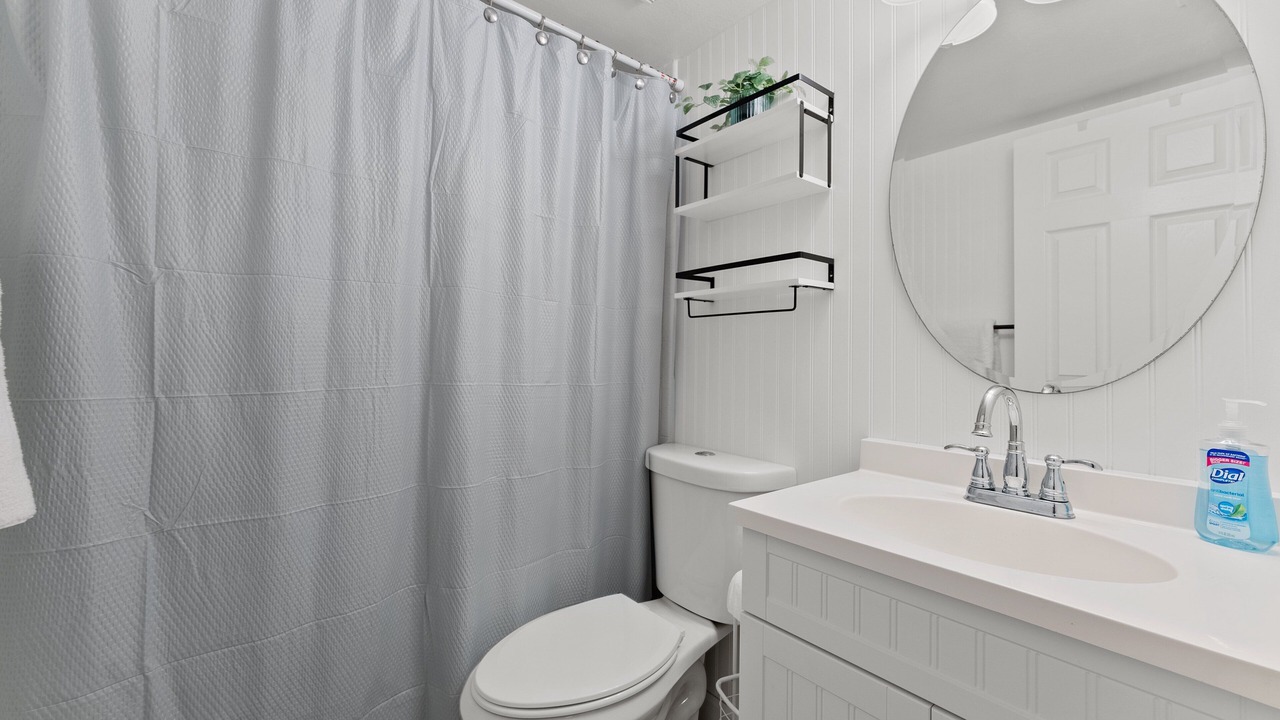 Photo of Bathroom in Chandler Park