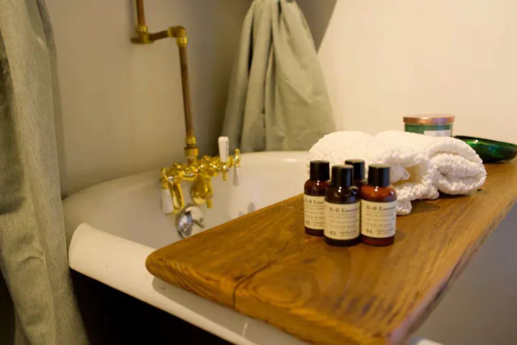 Photo of Bathroom in Elloree