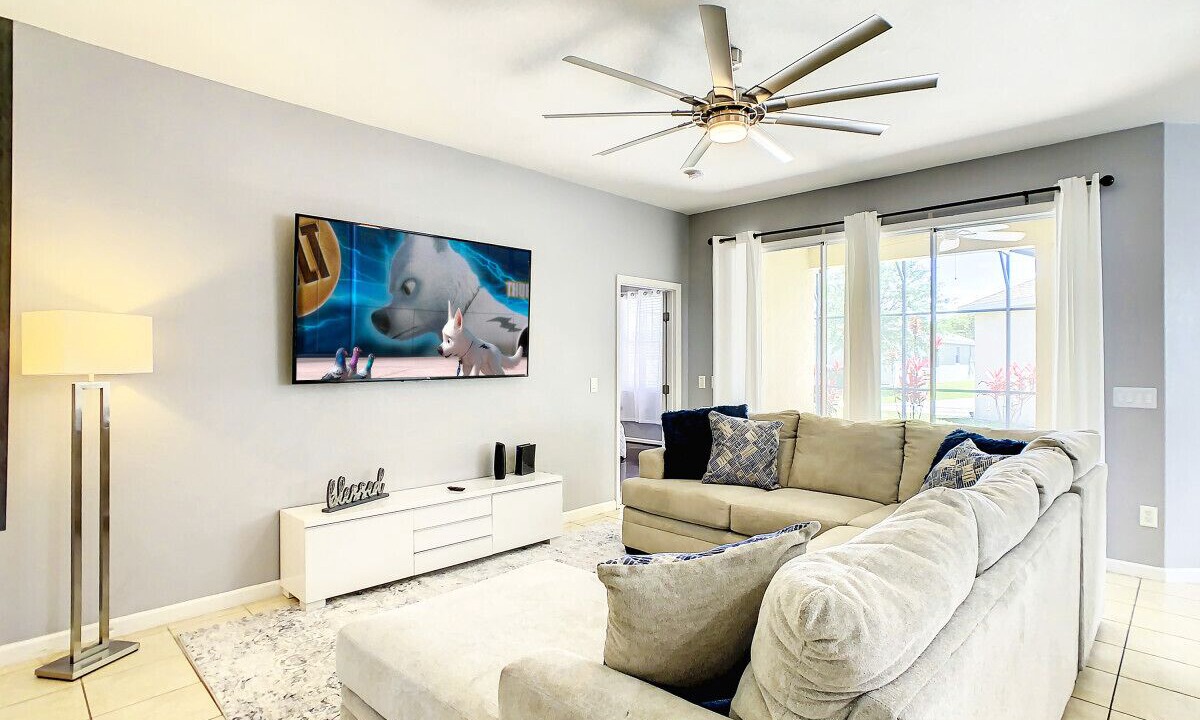 Photo of Livingroom in Trafalgar Village