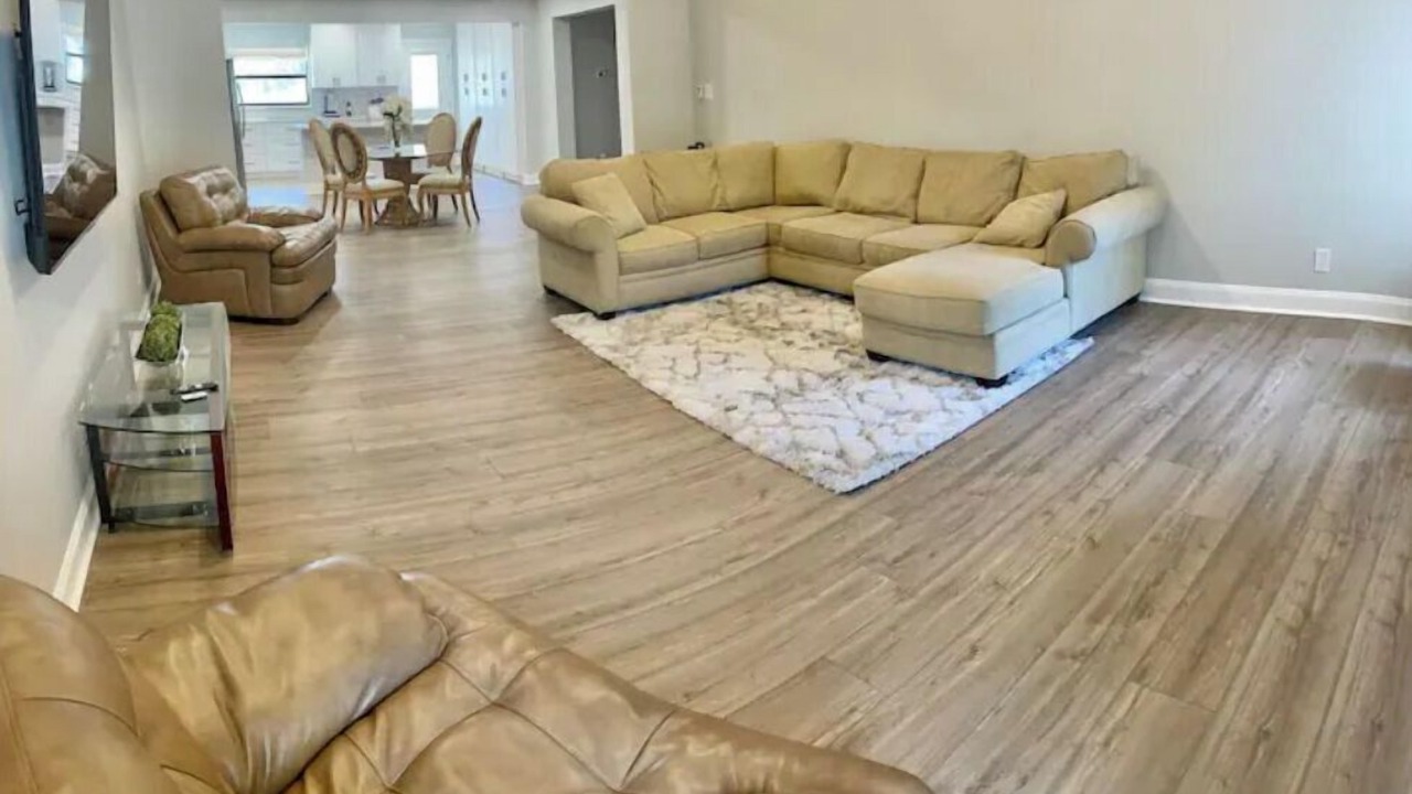 Photo of Livingroom in Northside