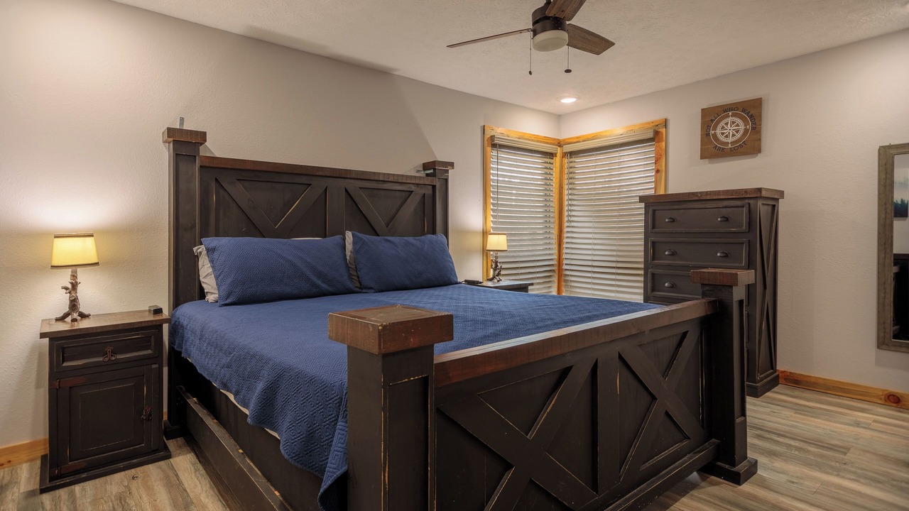 Photo of Bedroom in Kodak