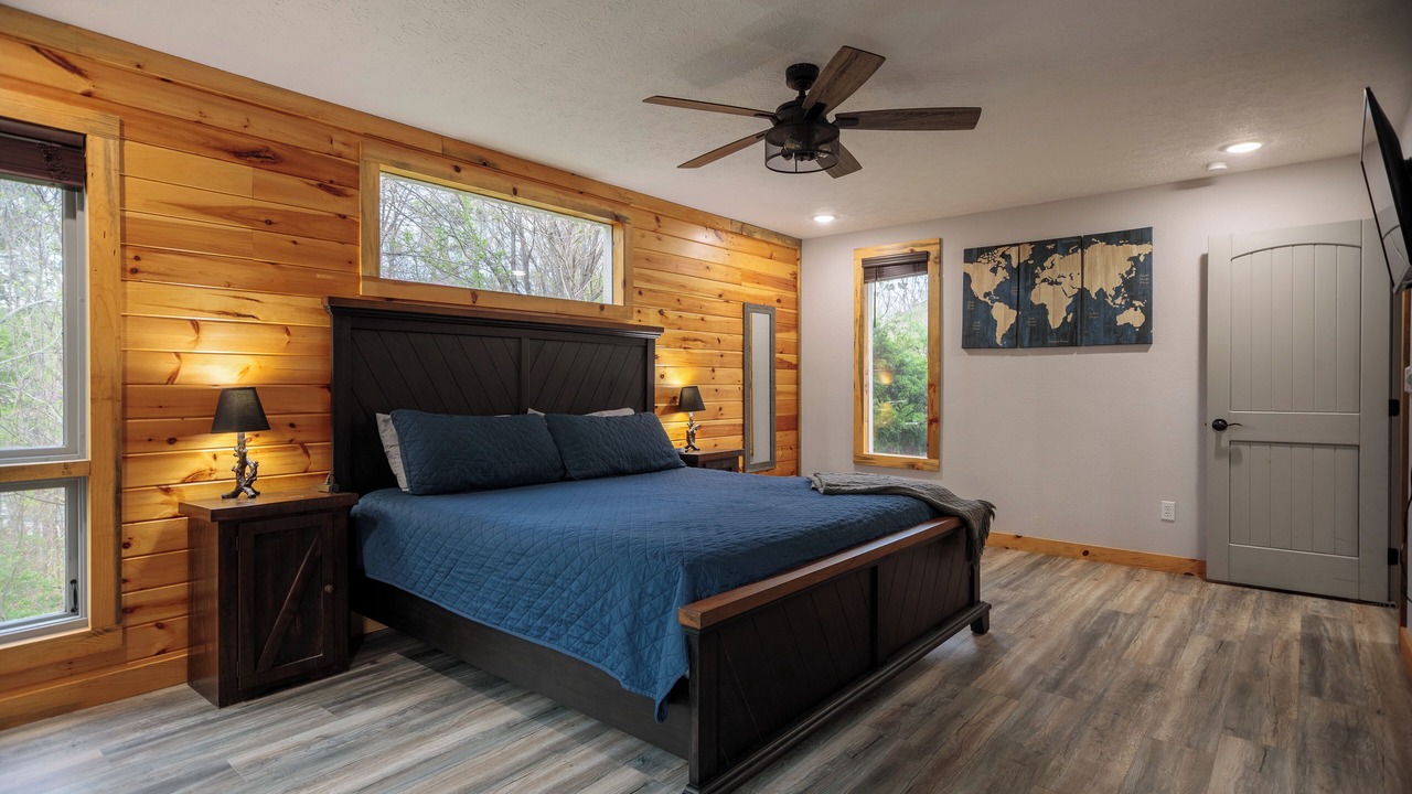Photo of Bedroom in Kodak