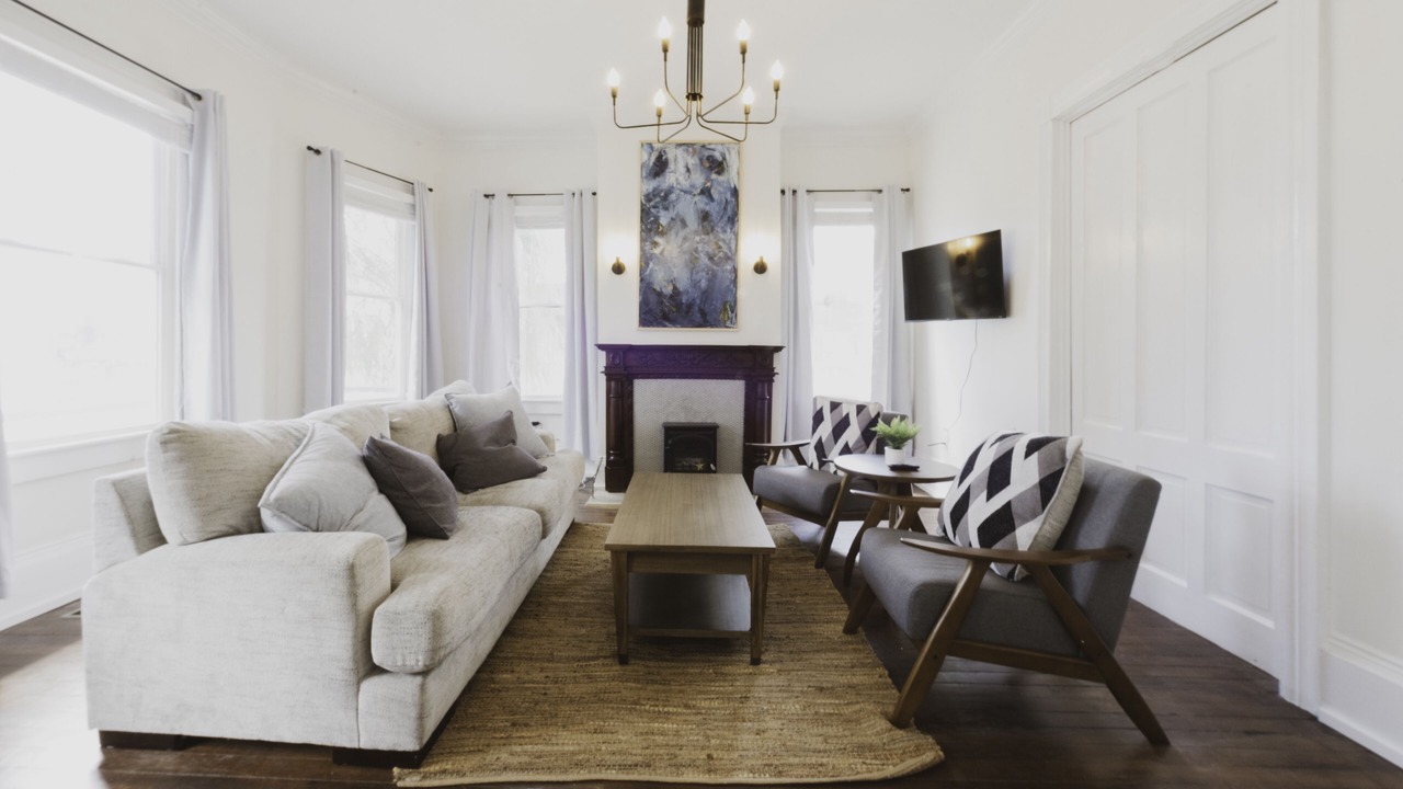 Photo of Bedroom in Thomas Square
