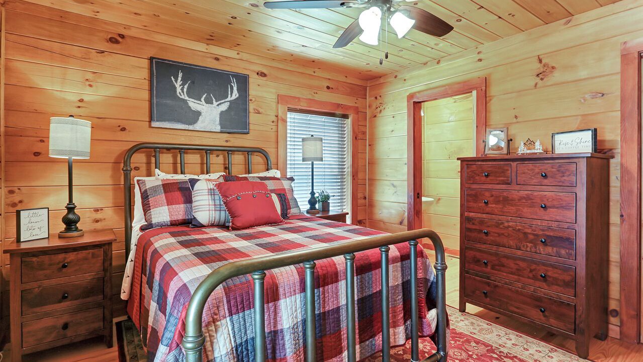 Photo of Bedroom in Salem