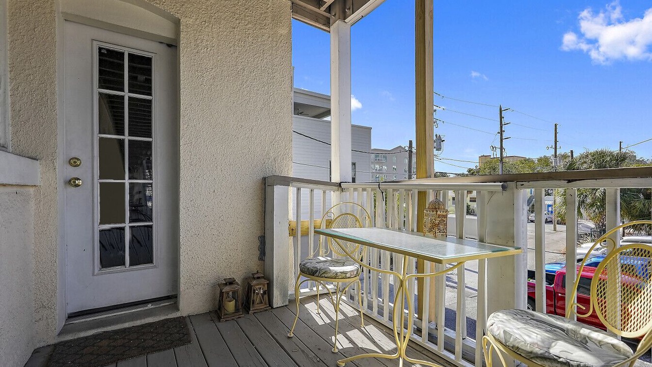 Photo of Patio Balcony in St. Petersburg