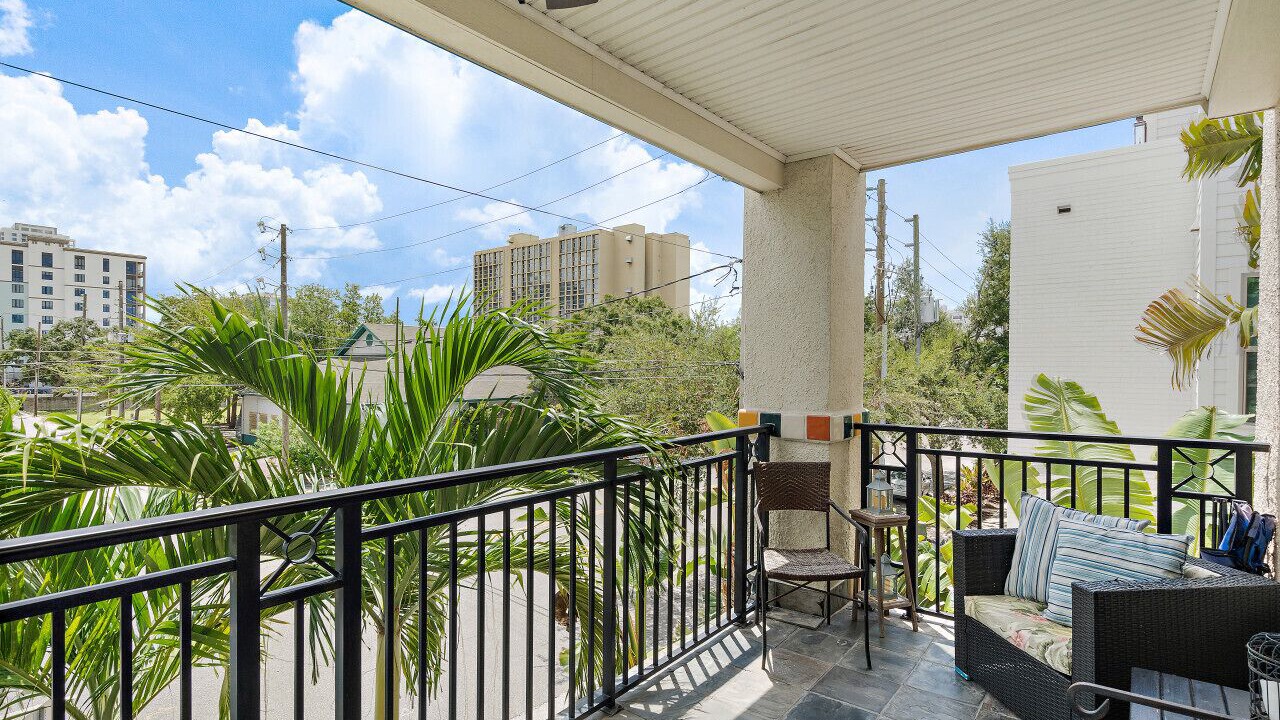 Photo of Patio Balcony in St. Petersburg