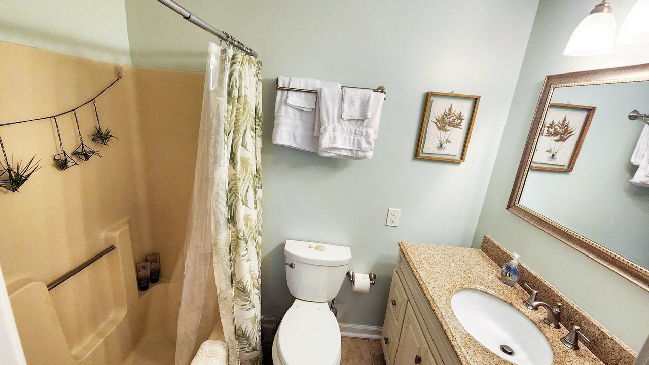 Photo of Bathroom in Seneca