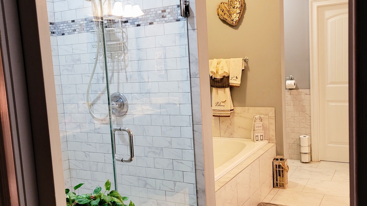 Photo of Bathroom in Gracewood