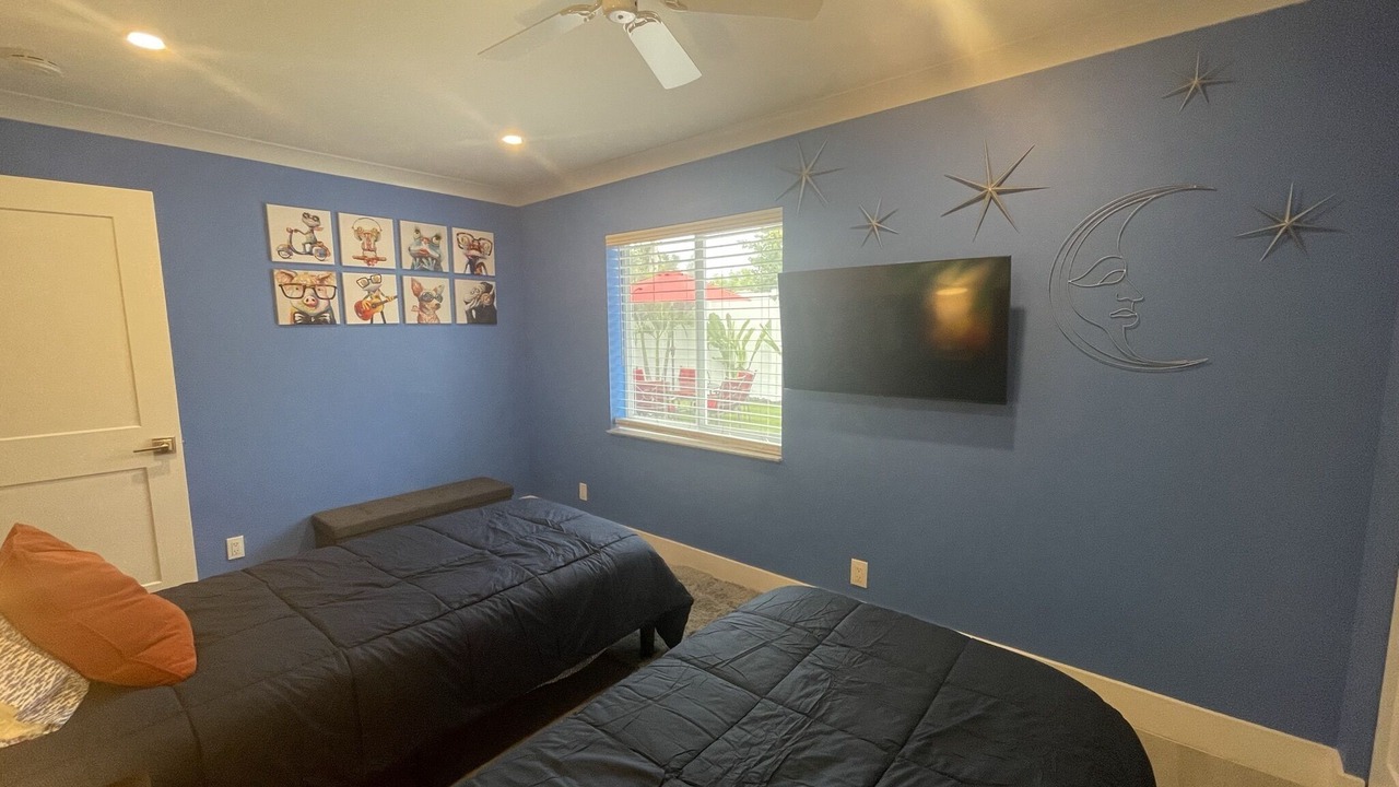 Photo of Bedroom in Tropic Palms