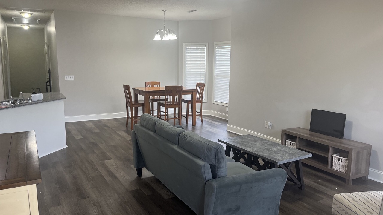 Photo of Livingroom in Sumter