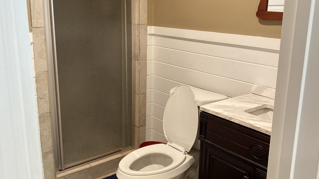 Photo of Bathroom in Rains