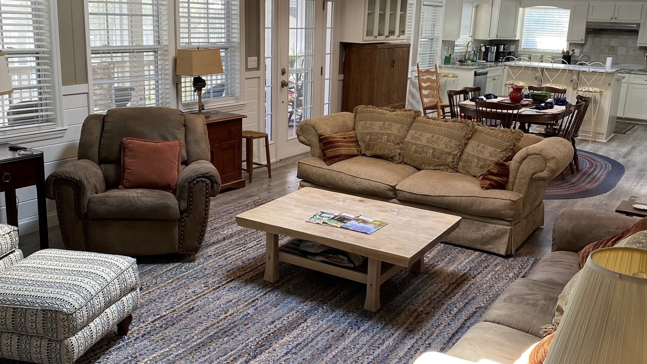 Photo of Livingroom in Rains