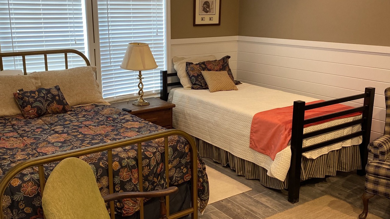 Photo of Bedroom in Rains