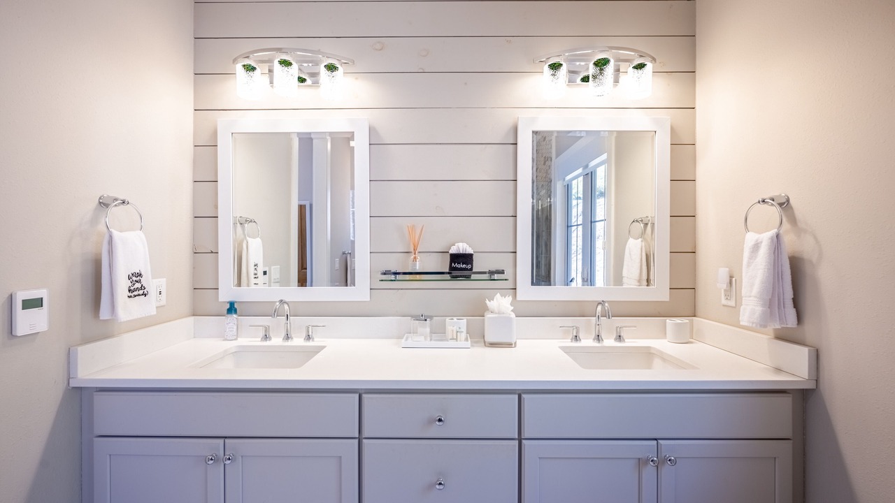 Photo of Bathroom in Sapphire