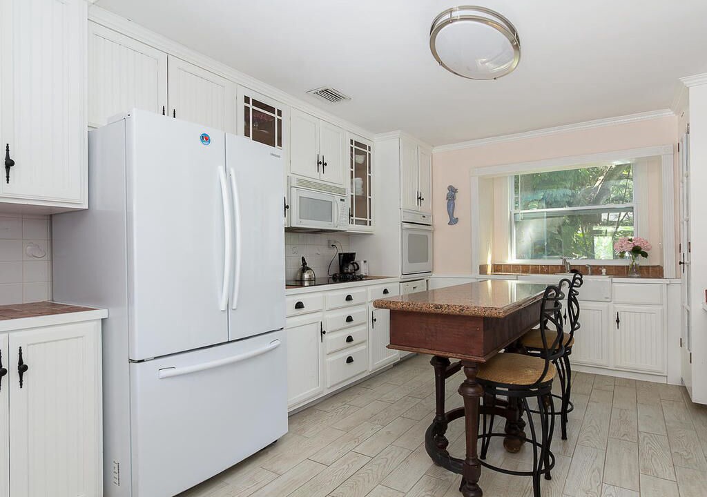 Photo of Kitchen in Wabasso Beach
