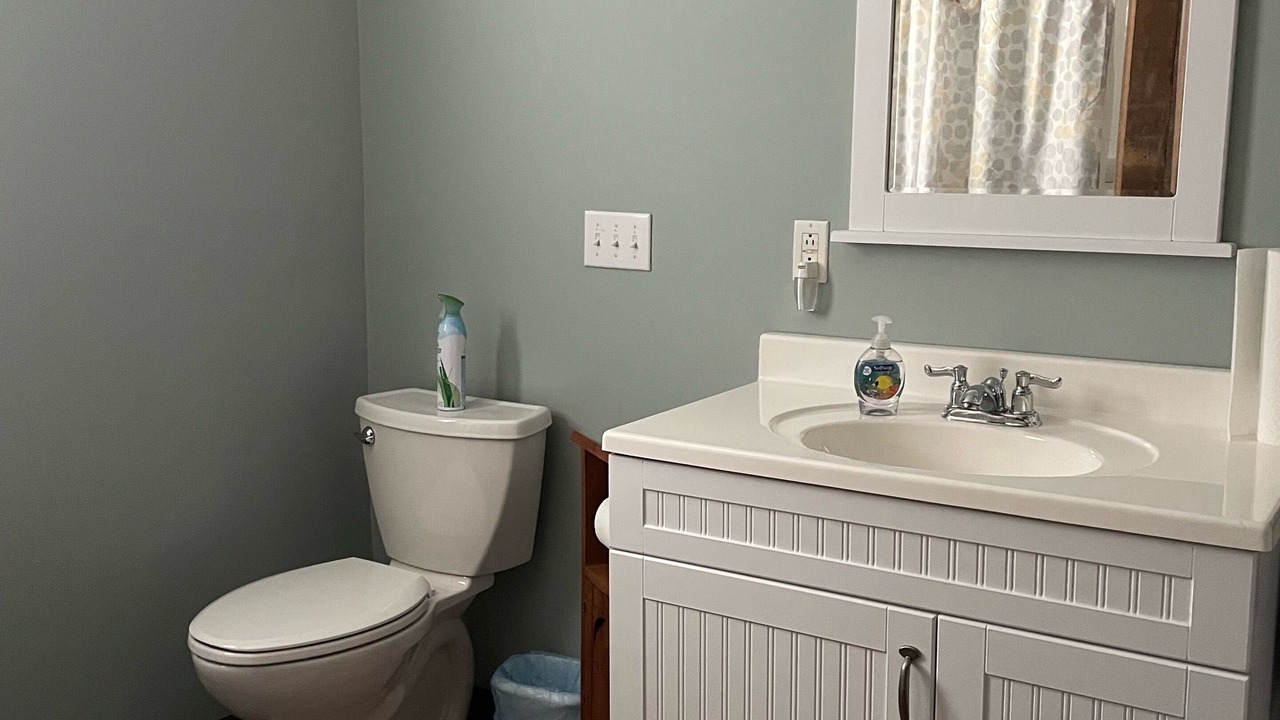 Photo of Bathroom in Townville