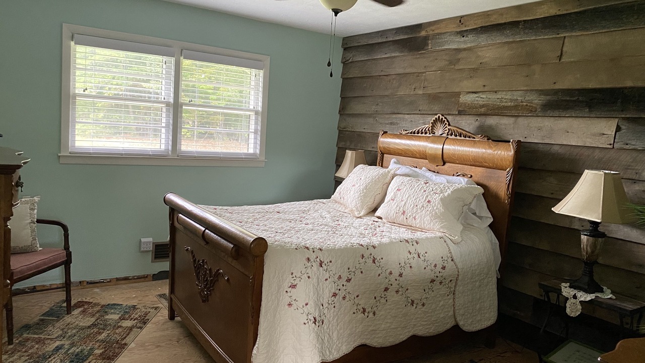 Photo of Bedroom in New London