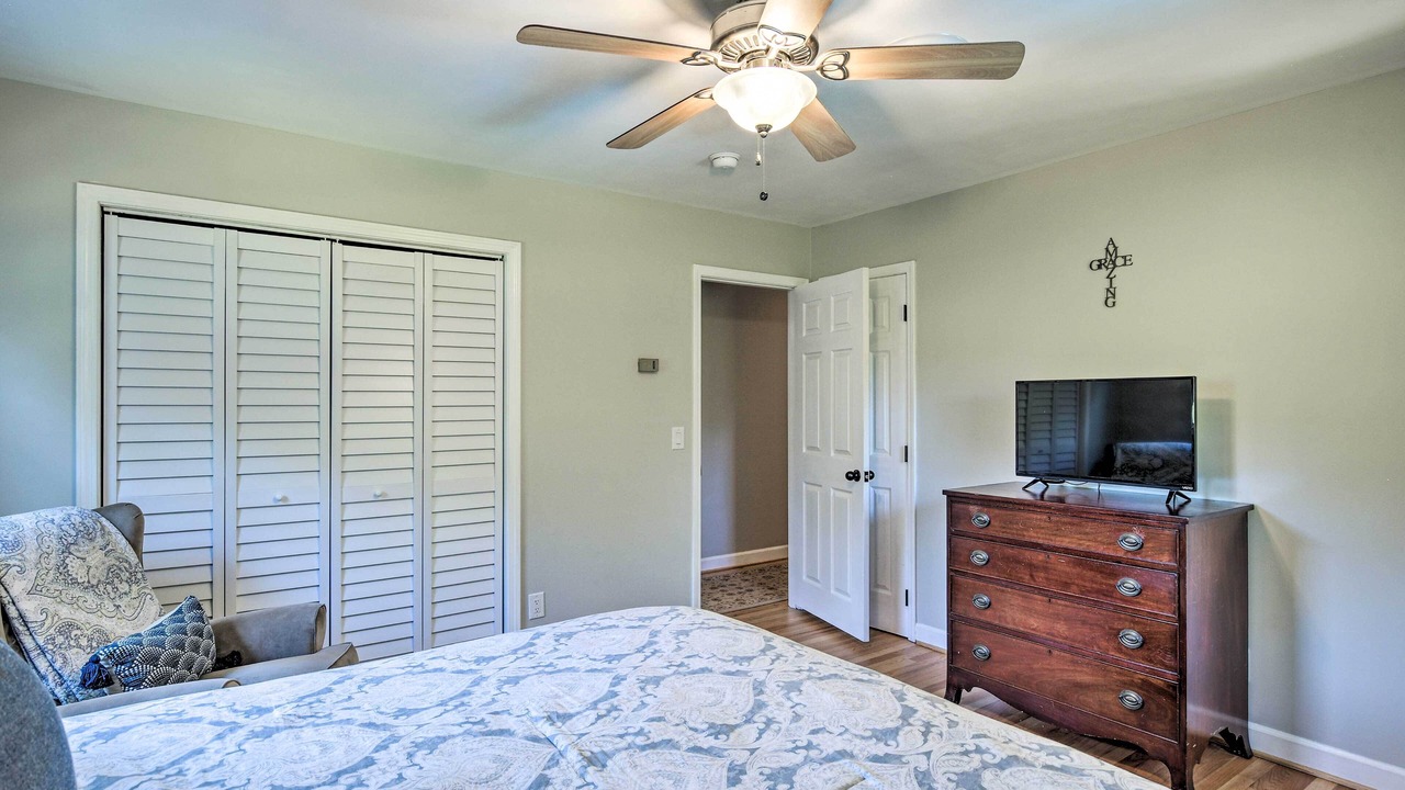 Photo of Bedroom in Clemson