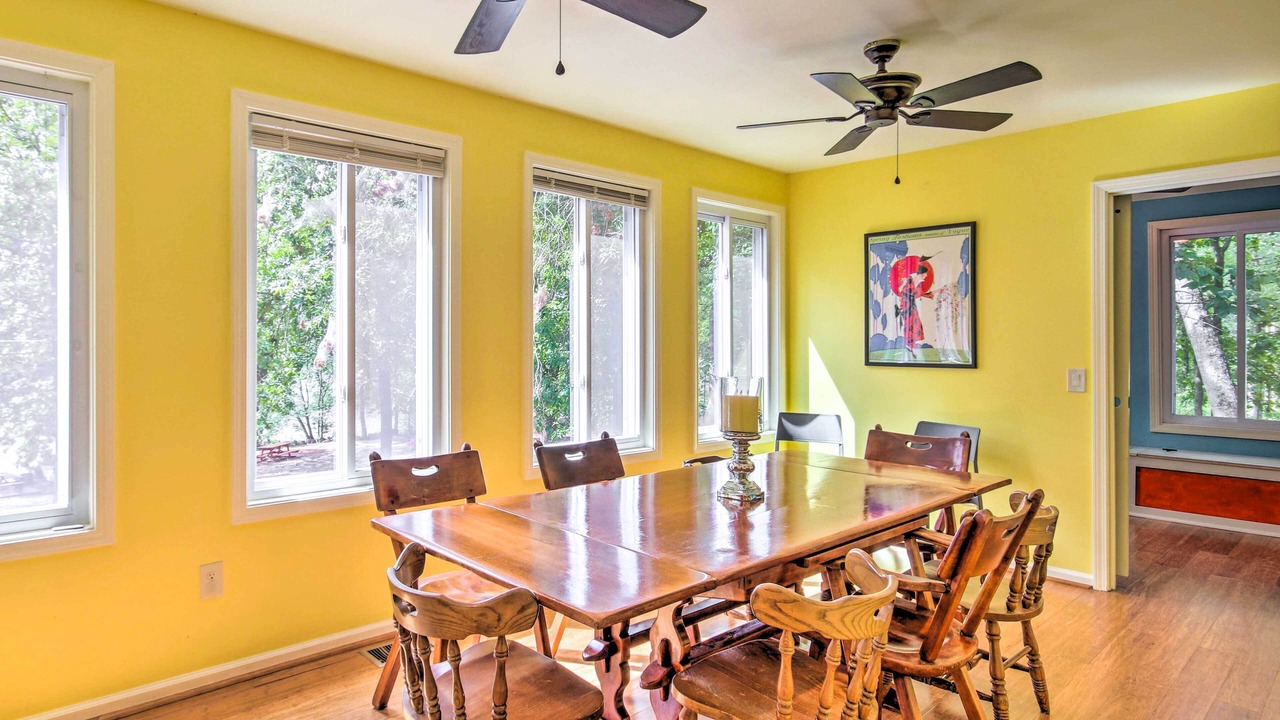 Photo of Bedroom in South Carolina Lakes & Blackwater Rivers