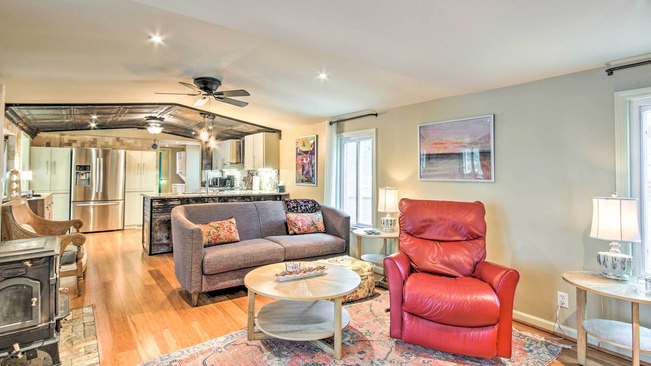 Photo of Bedroom in South Carolina Lakes & Blackwater Rivers