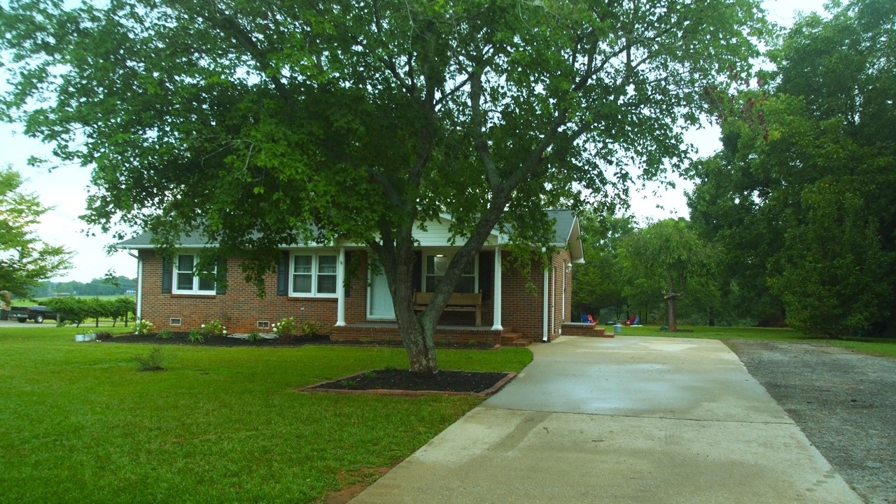 Photo of Outdoor in Anderson