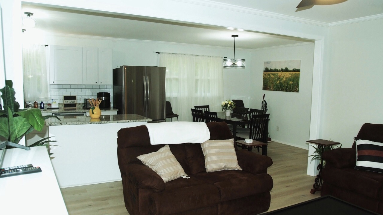 Photo of Livingroom in Anderson