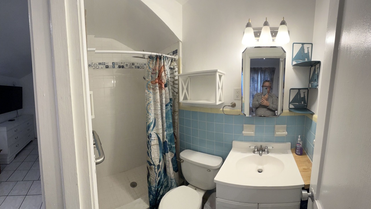 Photo of Bathroom in Gulfport