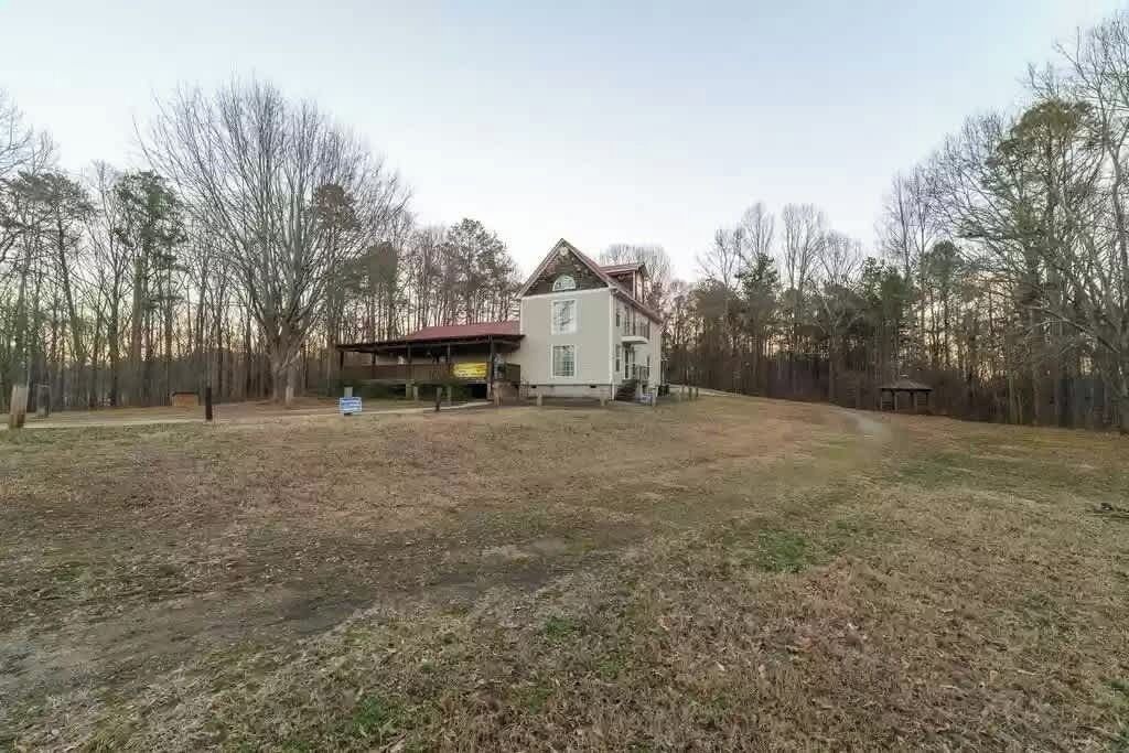 Photo of Outdoor in Gainesville