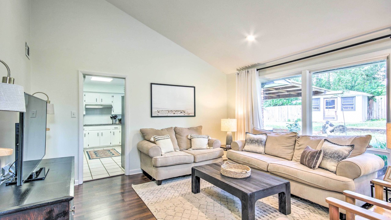Photo of Livingroom in National Hills