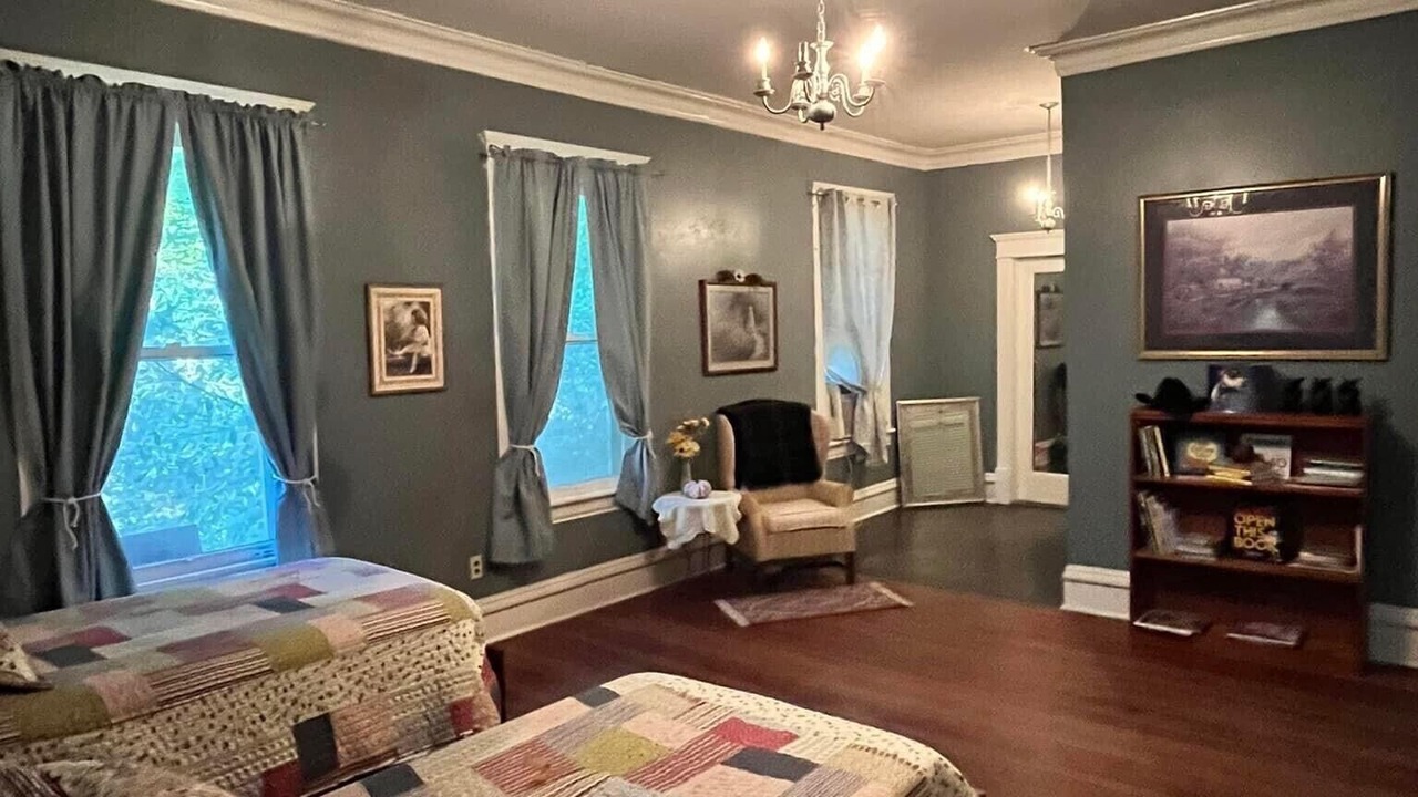 Photo of Bedroom in Allenhurst