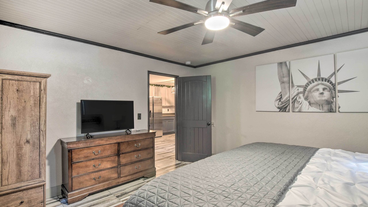 Photo of Bedroom in Central