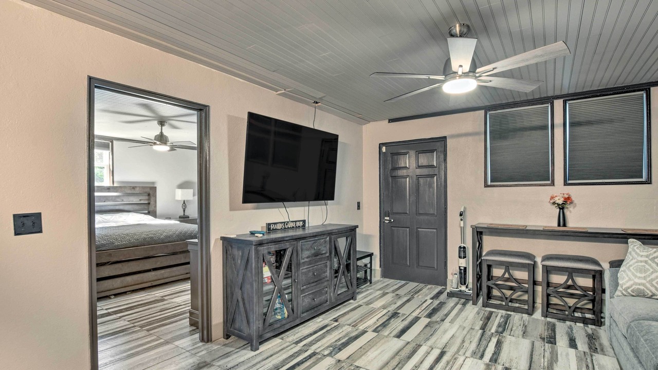 Photo of Bedroom in Central