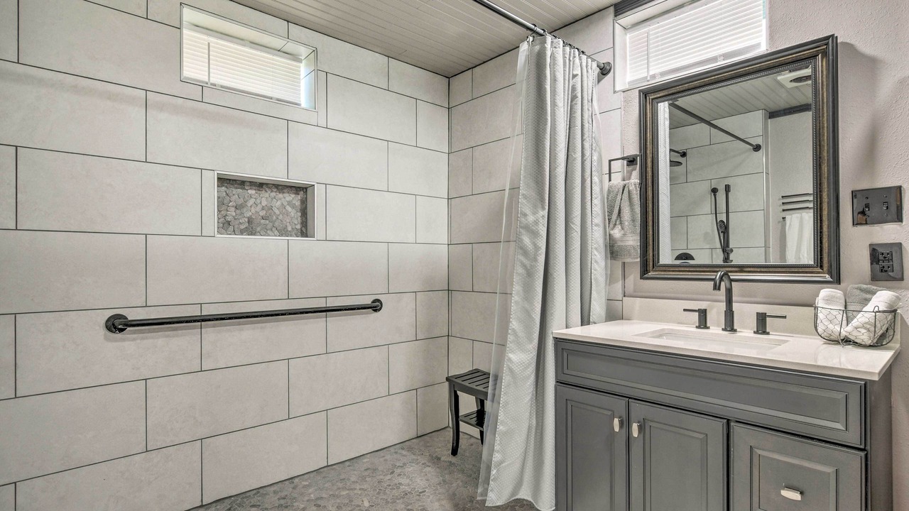 Photo of Bathroom in Central