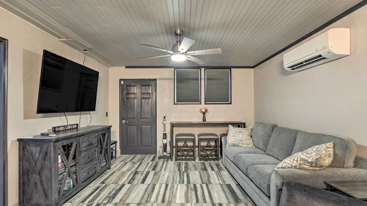 Photo of Bedroom in Central