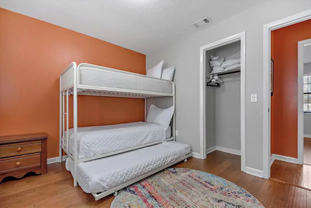 Photo of Bedroom in Hinesville