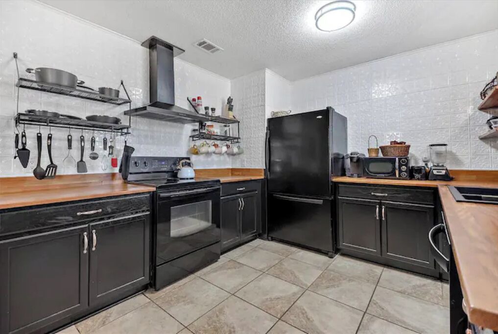 Photo of Kitchen in Hinesville