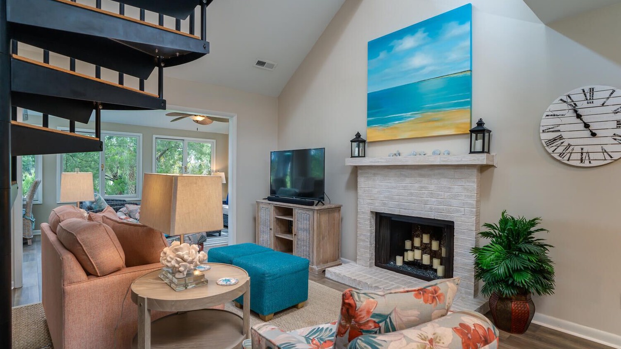 Photo of Livingroom in Tarpon Pond