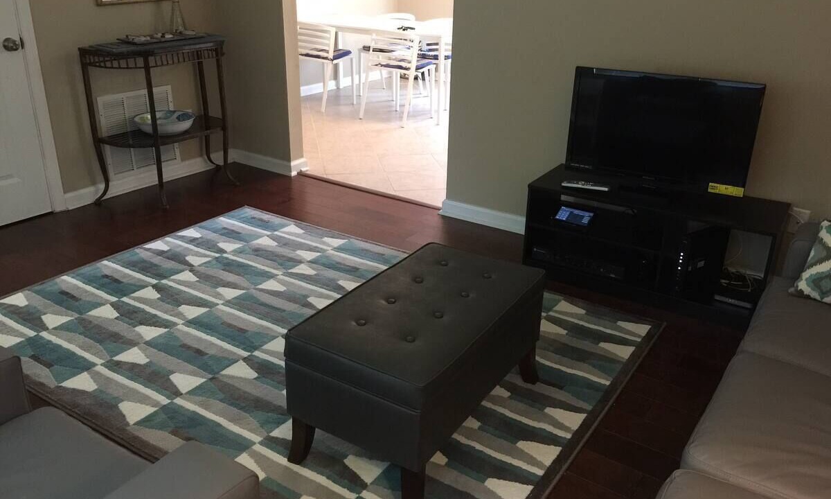 Photo of Livingroom in Thunderbolt